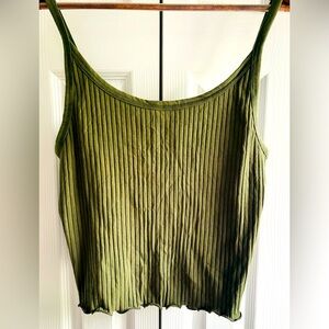 Old Navy Cropped Ribbed Tank NWT